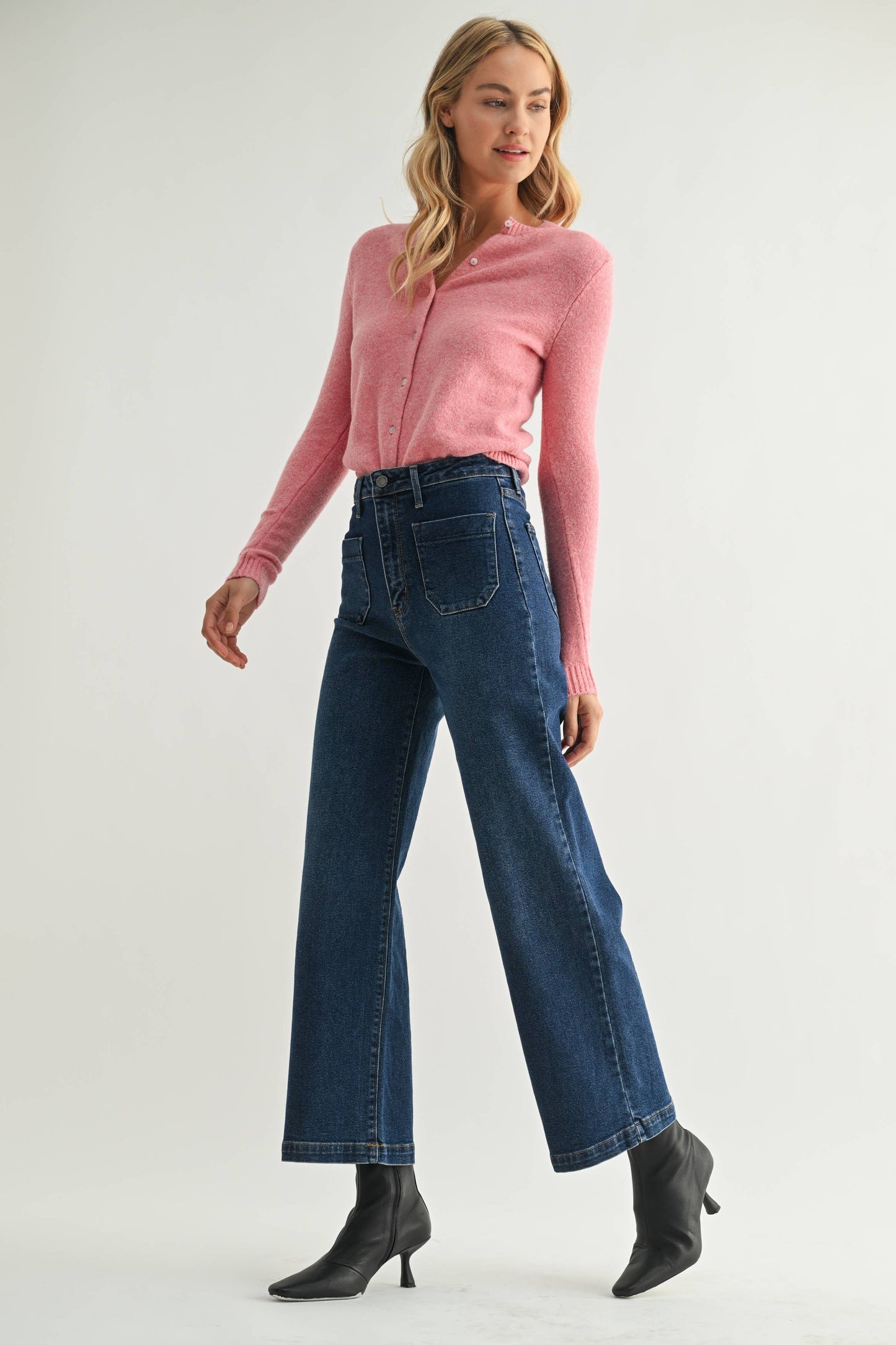 Dark Wash Patch Pocket Wide Leg Jean