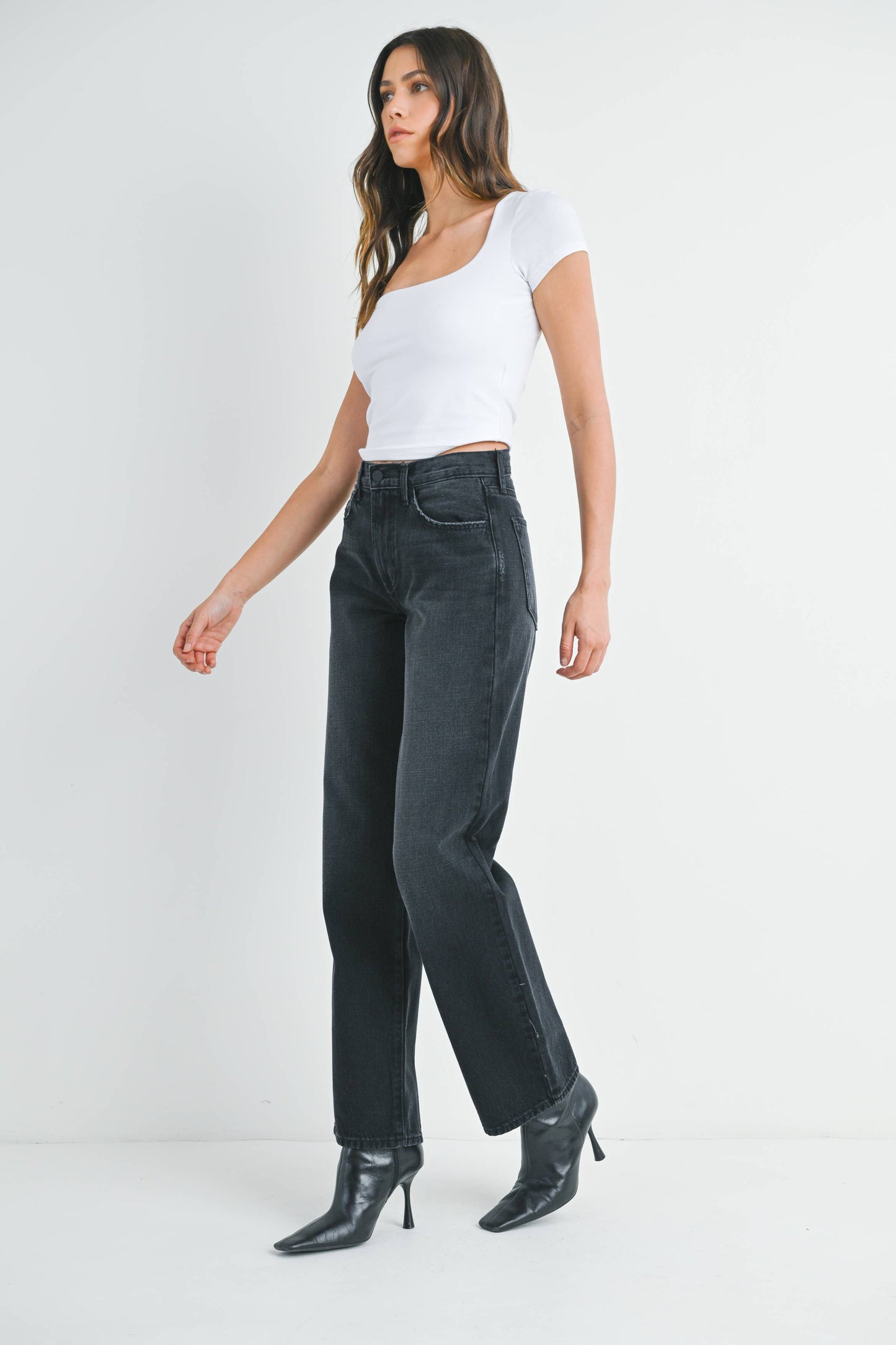 Mid Rise Washed Black Relaxed Straight Jeans - 100% Cotton
