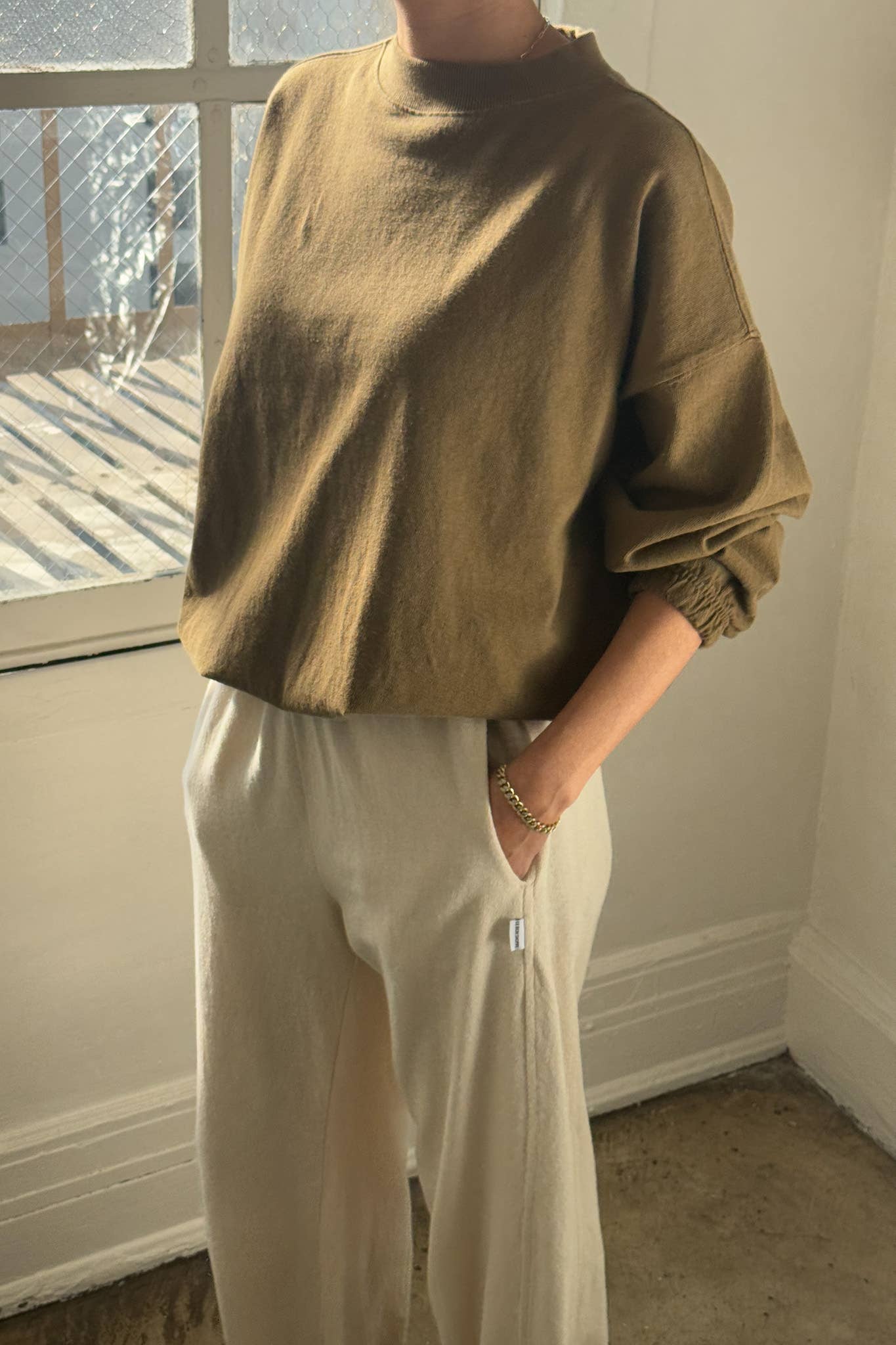 Daisy Long Sleeve Top By Le Bon Shoppe