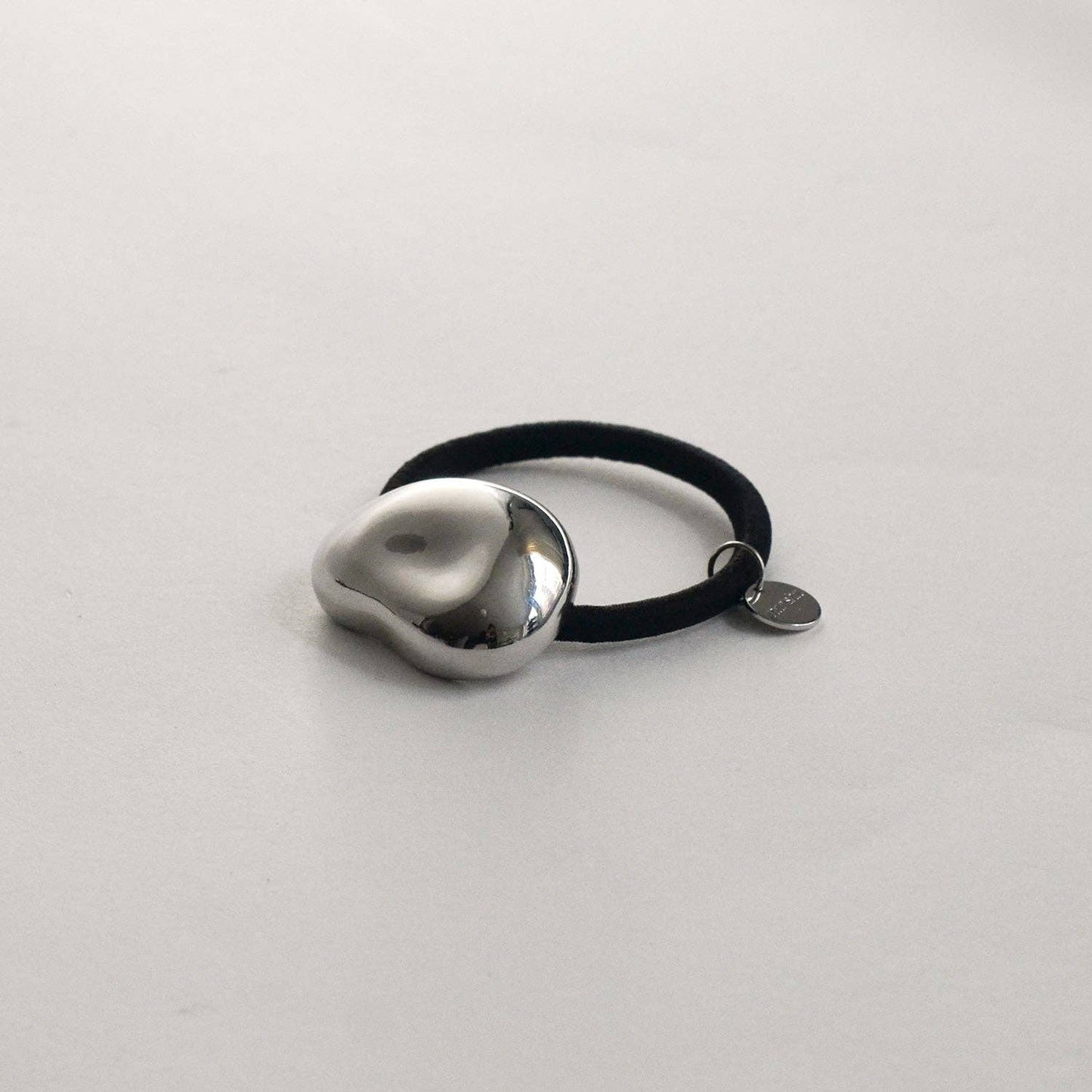 Silver Pebble-Shaped Metal Cuff Hair Tie