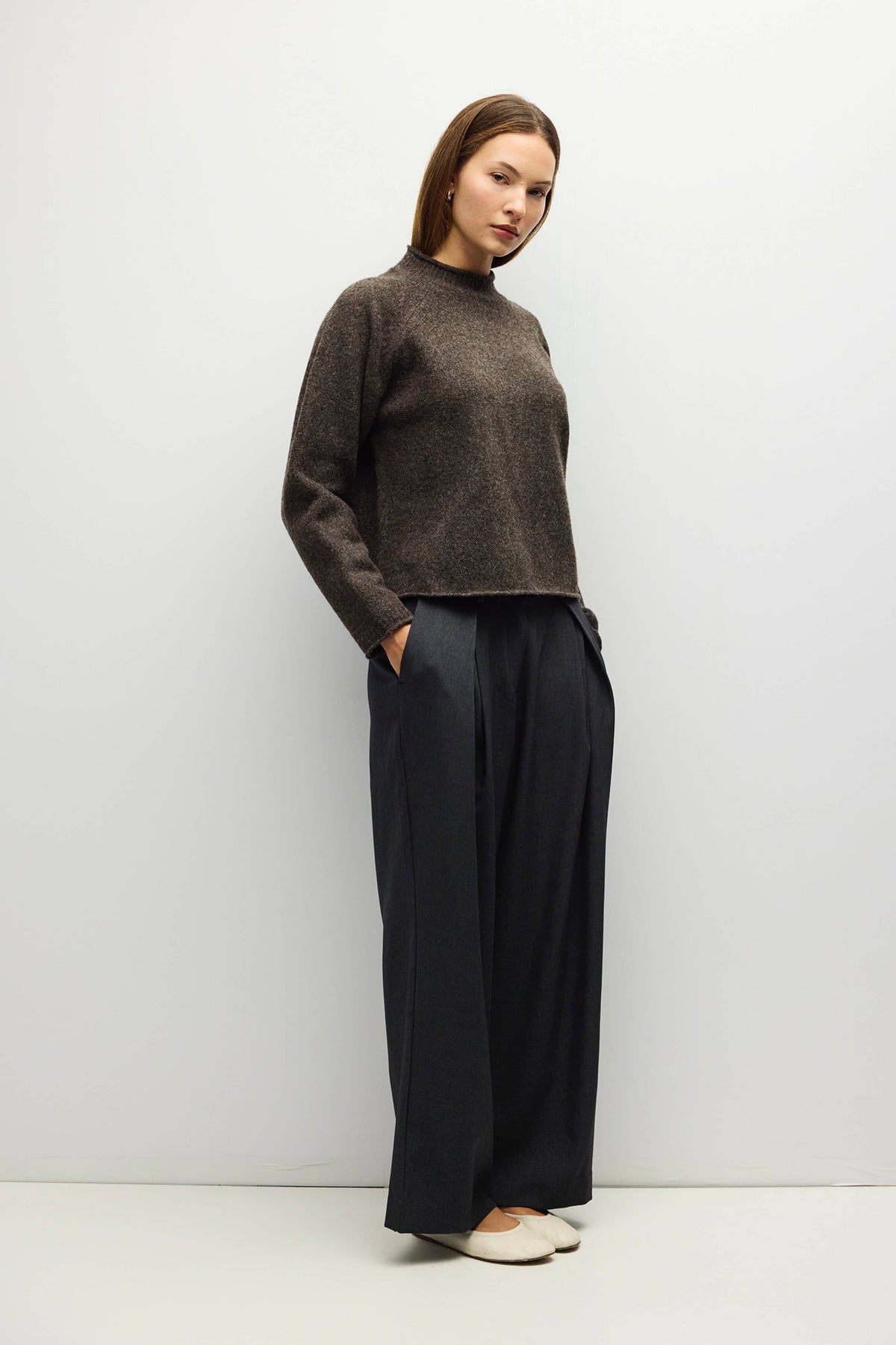 Brown Rolled Neck Raglan Pullover Sweater