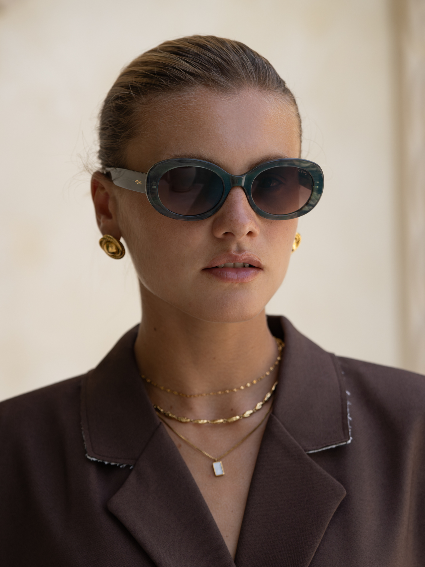 Aria Emerald Oval Sunglasses