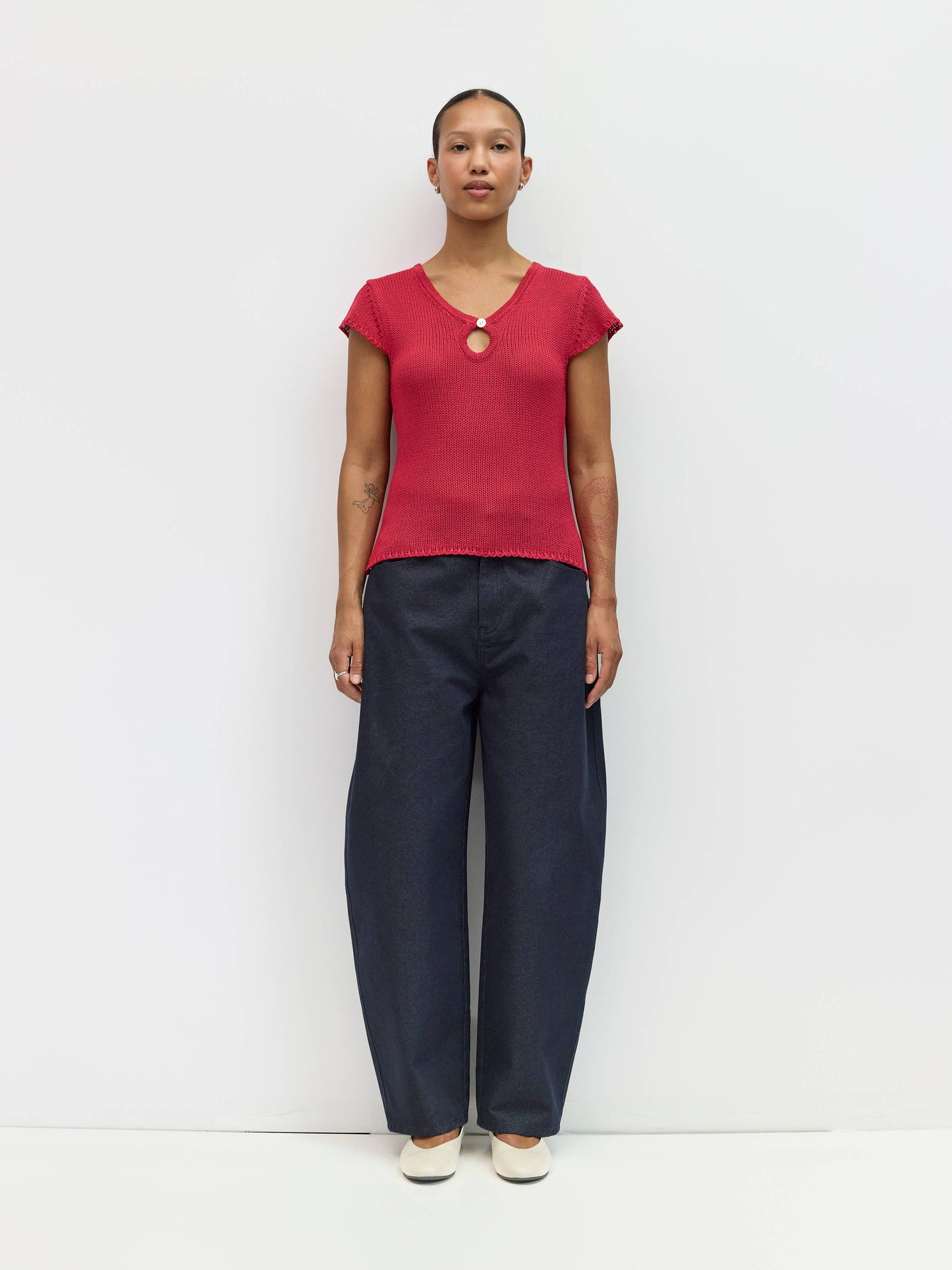 Keyhole Fitted Knit Top